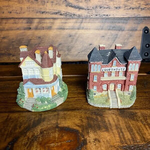 Vintage Miniature Village Liberty Falls Americana Collection, 2 pieces. No boxes
